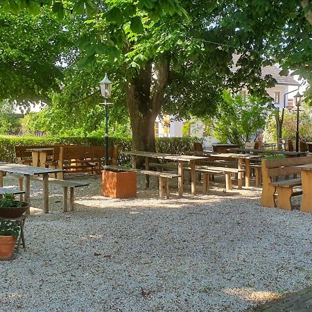 Landgasthof Geltinger Hotel Adlkofen ภายนอก รูปภาพ